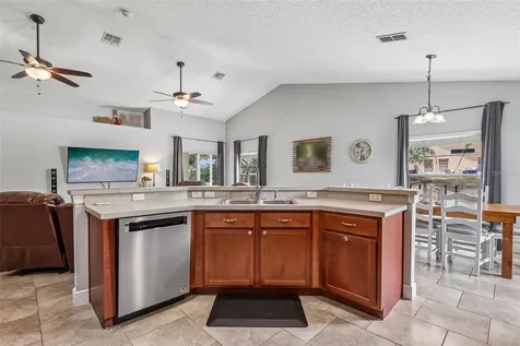 4181 Waltham Forest Drive Tavares FL 32778