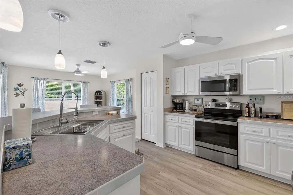 11905 Leon Avenue Port Charlotte FL 33981