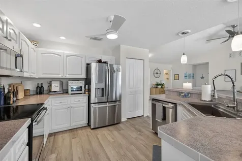 11905 Leon Avenue Port Charlotte FL 33981
