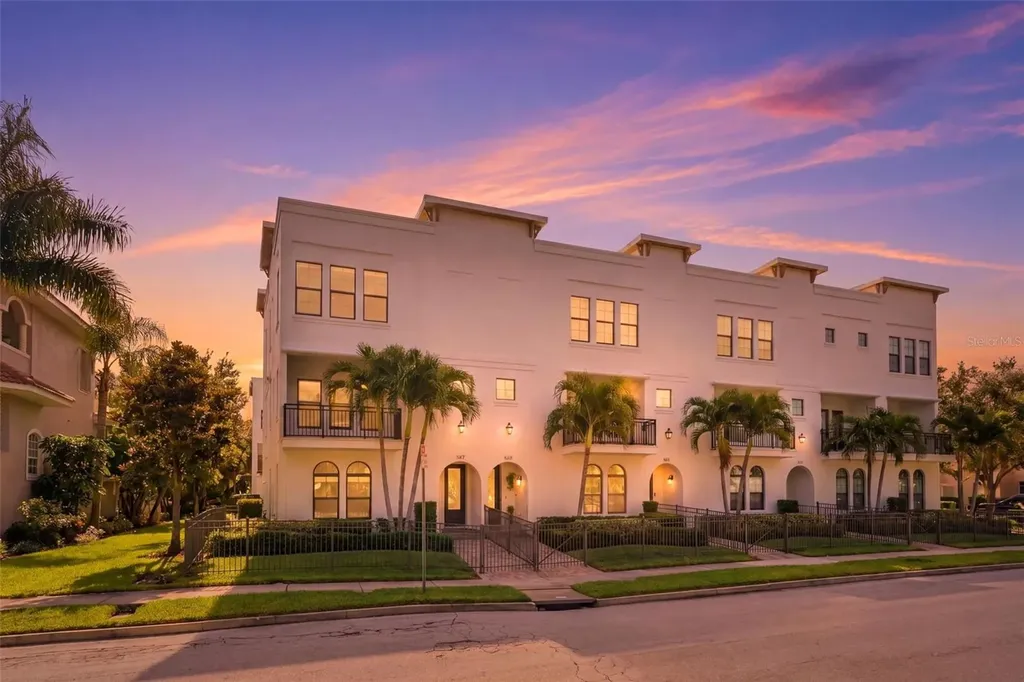 1867 5th Street N St Petersburg FL 33704