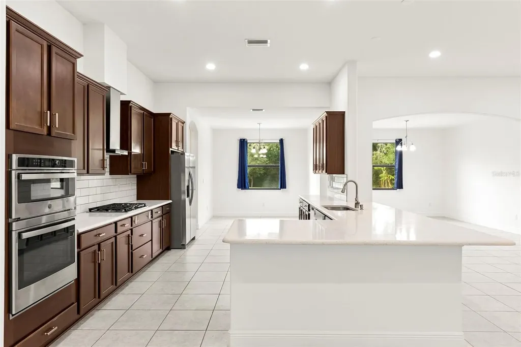 3918 Gaviota Drive Sun City Center FL 33573