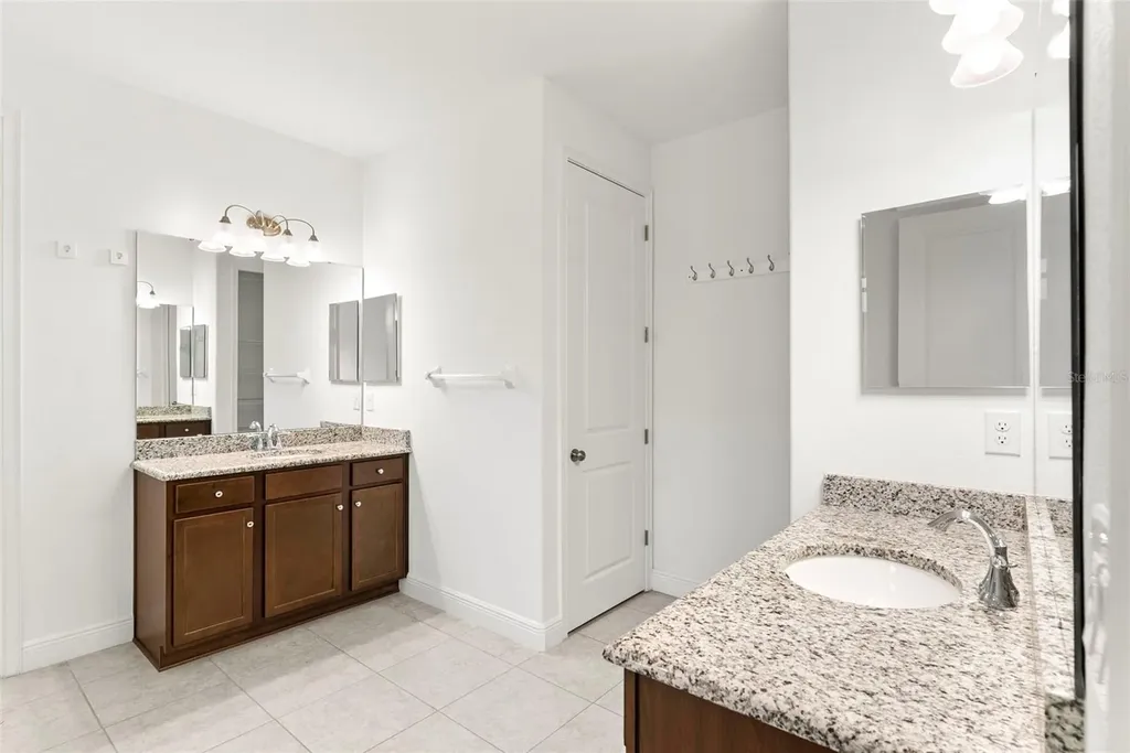 3918 Gaviota Drive Sun City Center FL 33573