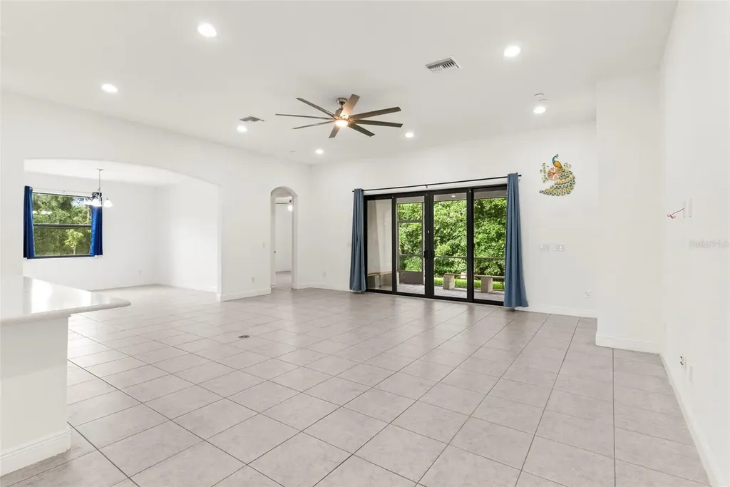 3918 Gaviota Drive Sun City Center FL 33573