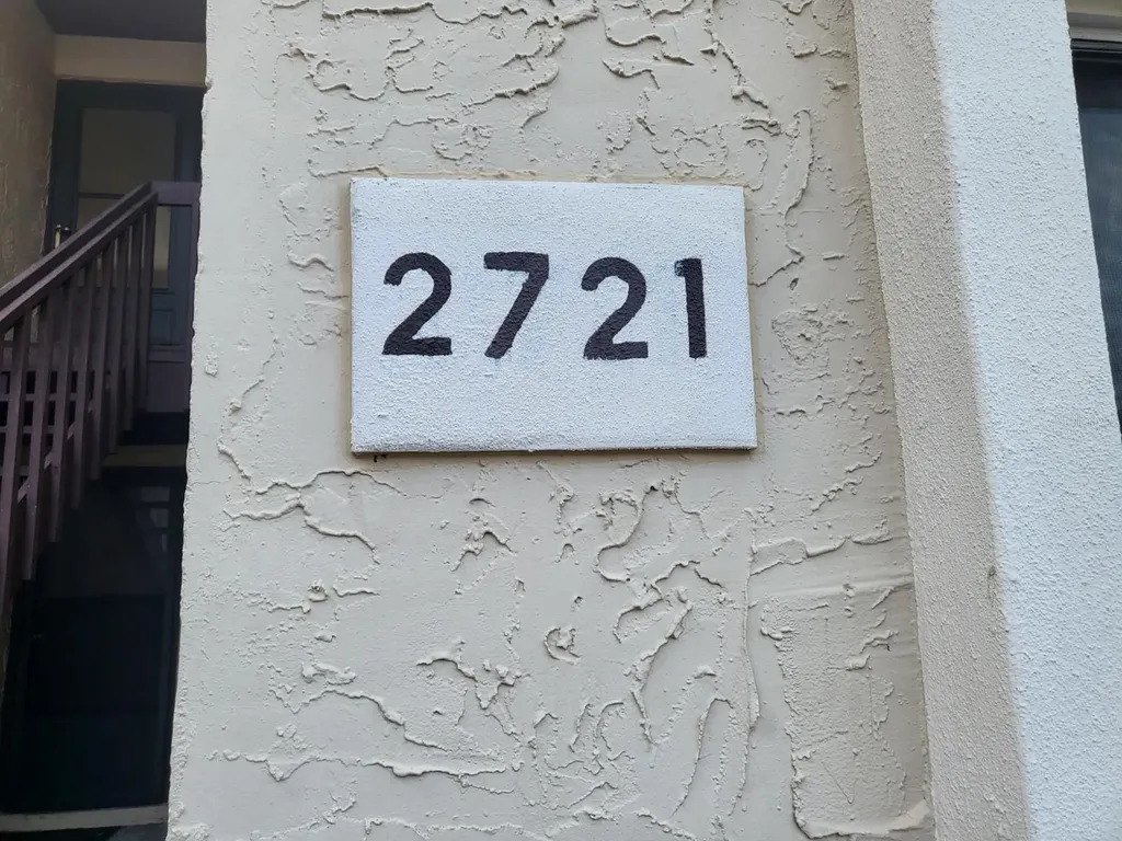2721 Hidden Lake Boulevard Sarasota FL 34237