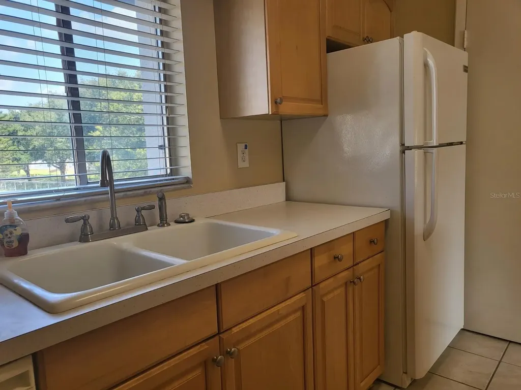 2721 Hidden Lake Boulevard Sarasota FL 34237