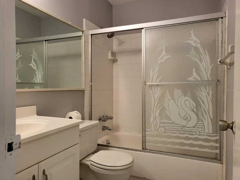 2721 Hidden Lake Boulevard Sarasota FL 34237