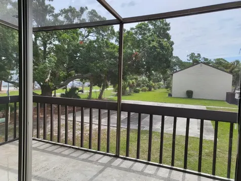 2721 Hidden Lake Boulevard Sarasota FL 34237