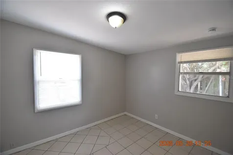 4011 W Marietta Street Tampa FL 33616