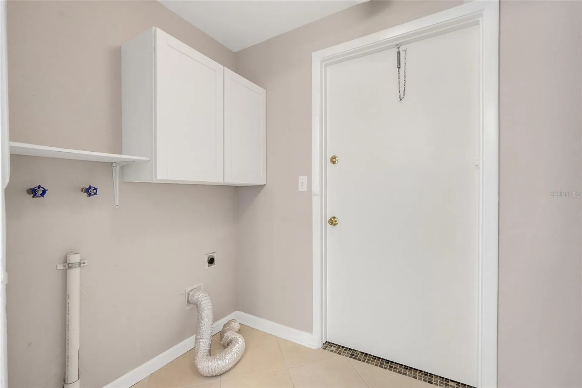 520 N Lacy Circle Deltona FL 32725