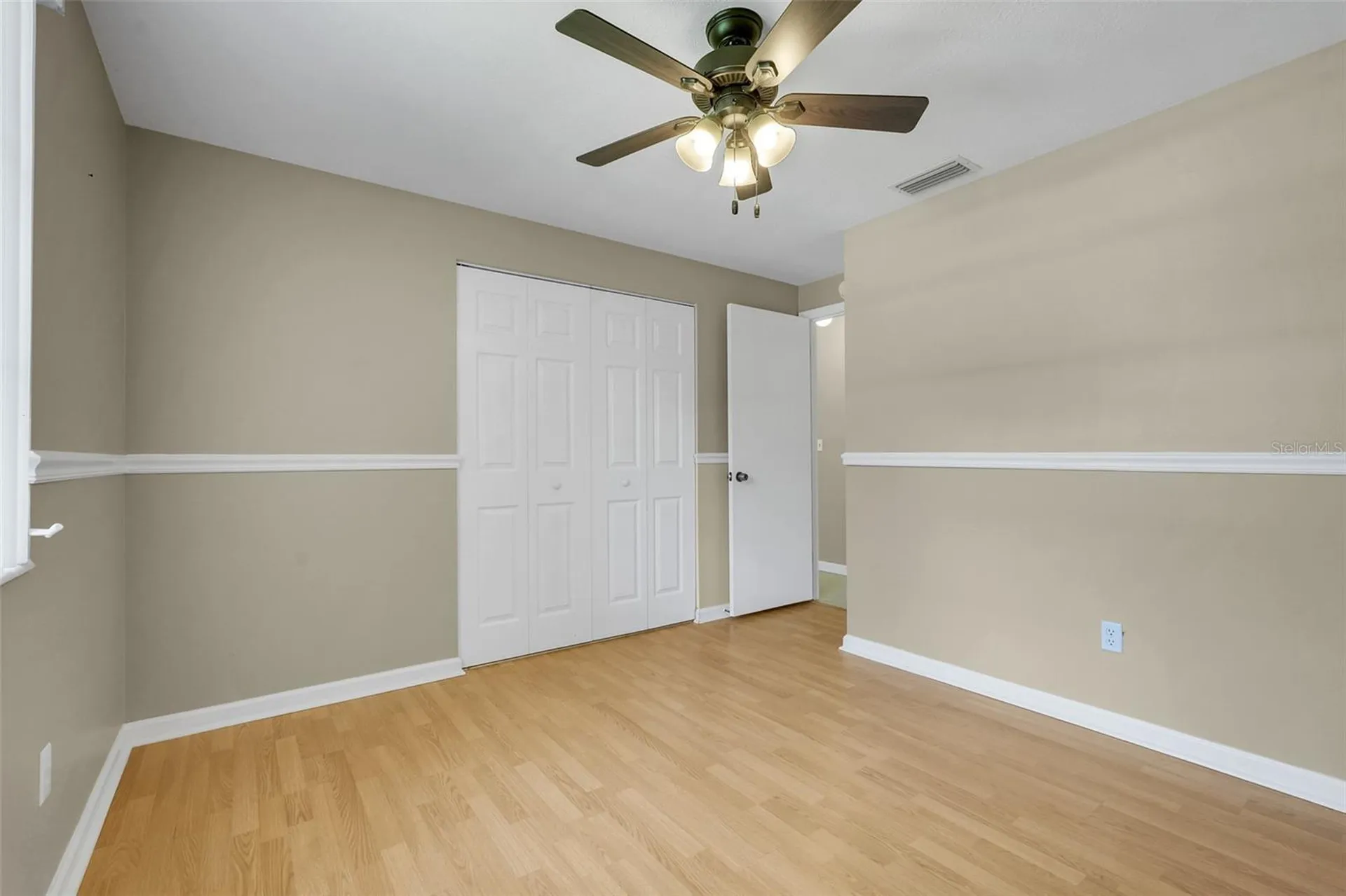 520 N Lacy Circle Deltona FL 32725