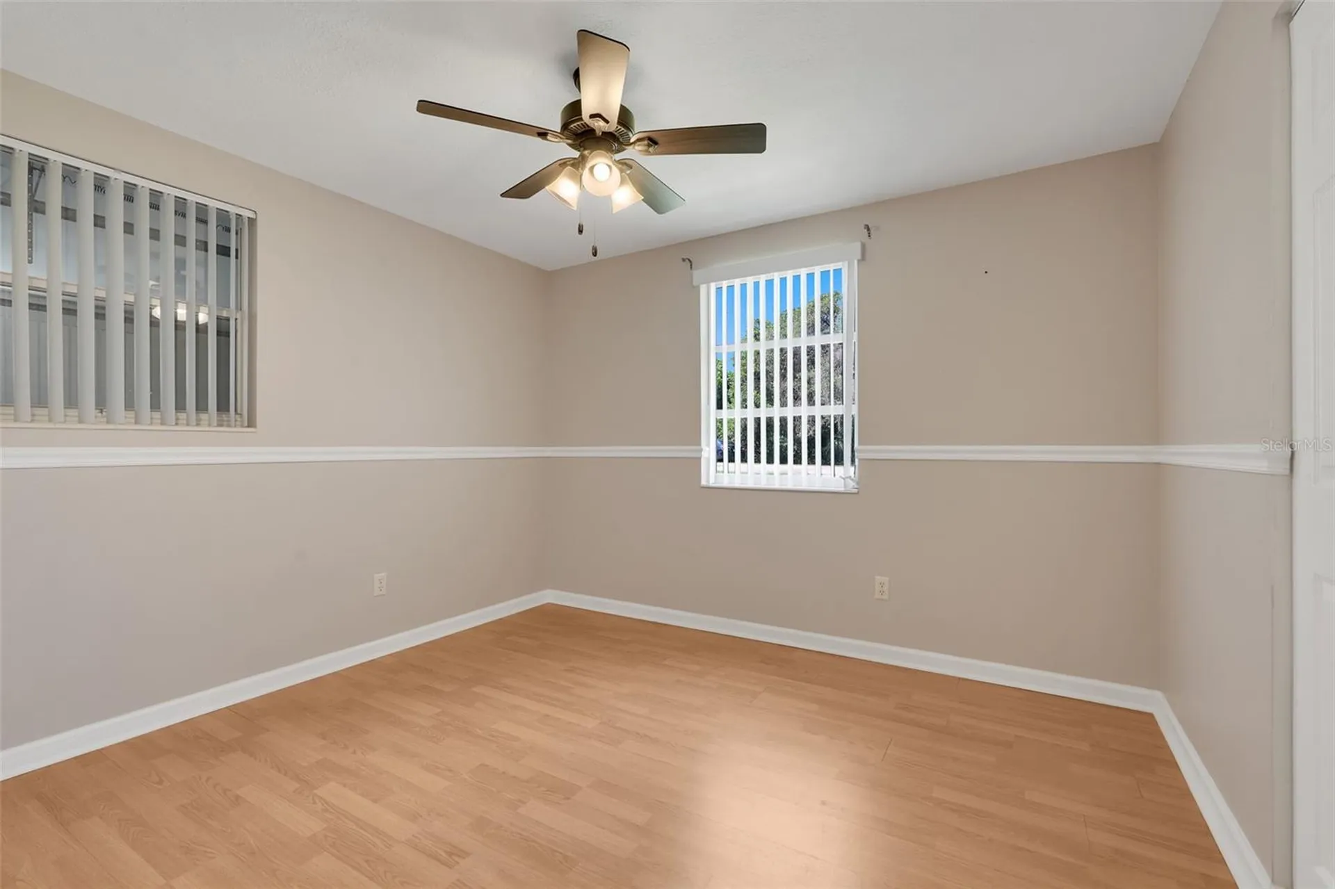520 N Lacy Circle Deltona FL 32725