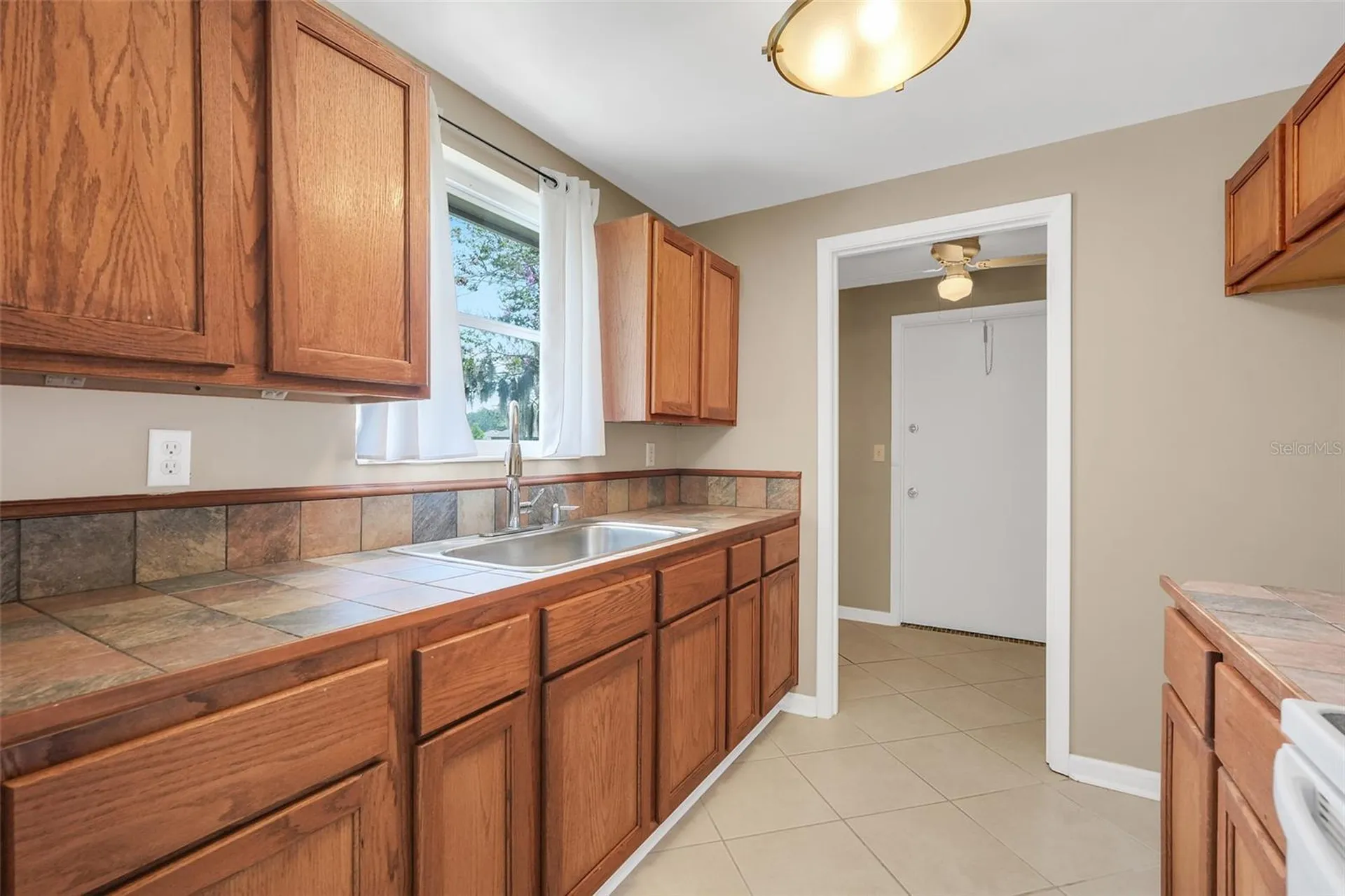 520 N Lacy Circle Deltona FL 32725