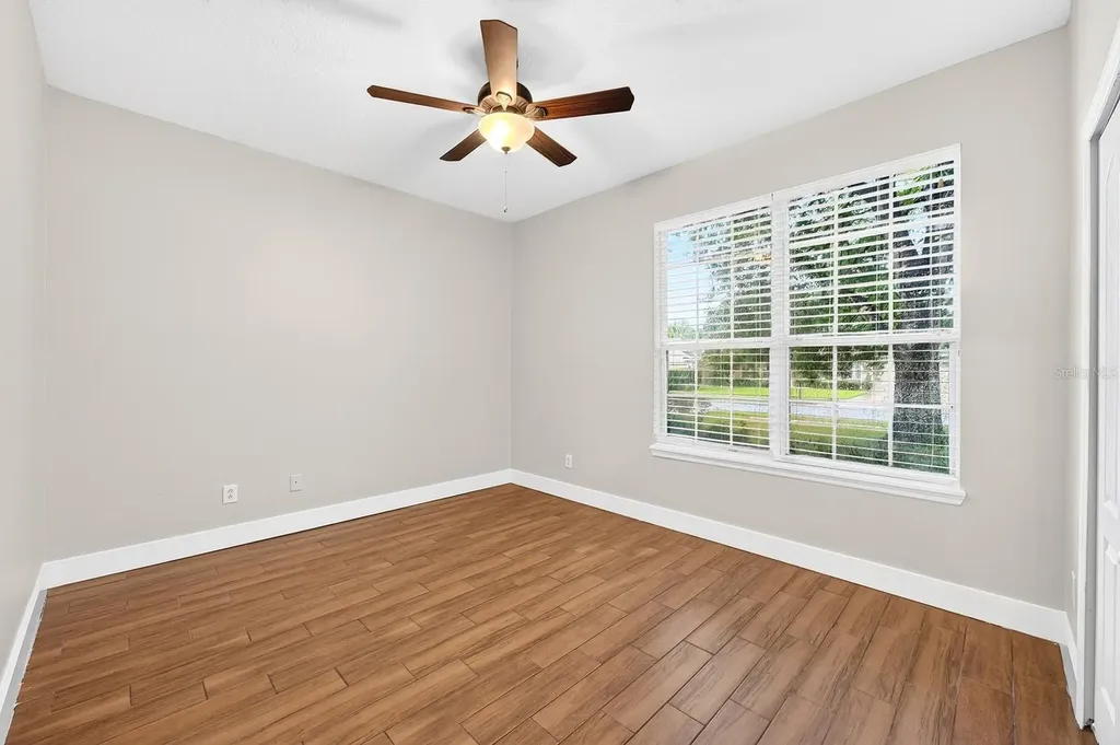 561 Carey Way Orlando FL 32825