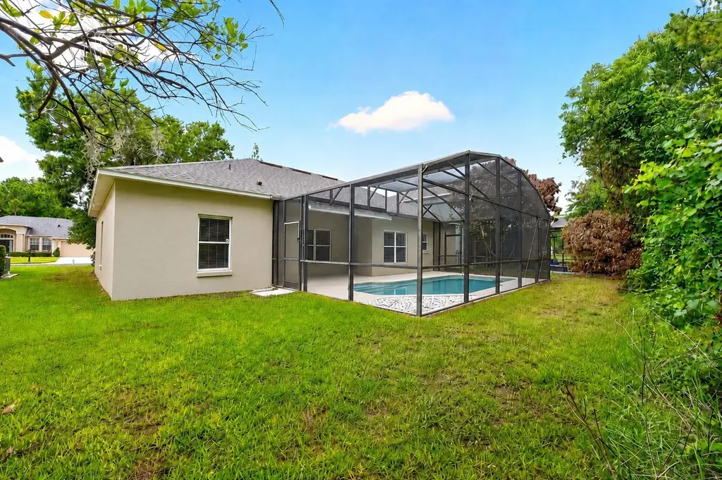 561 Carey Way Orlando FL 32825