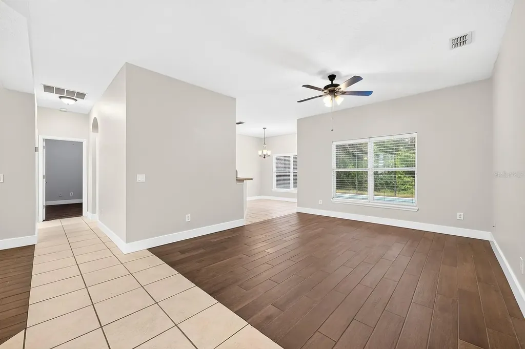 561 Carey Way Orlando FL 32825