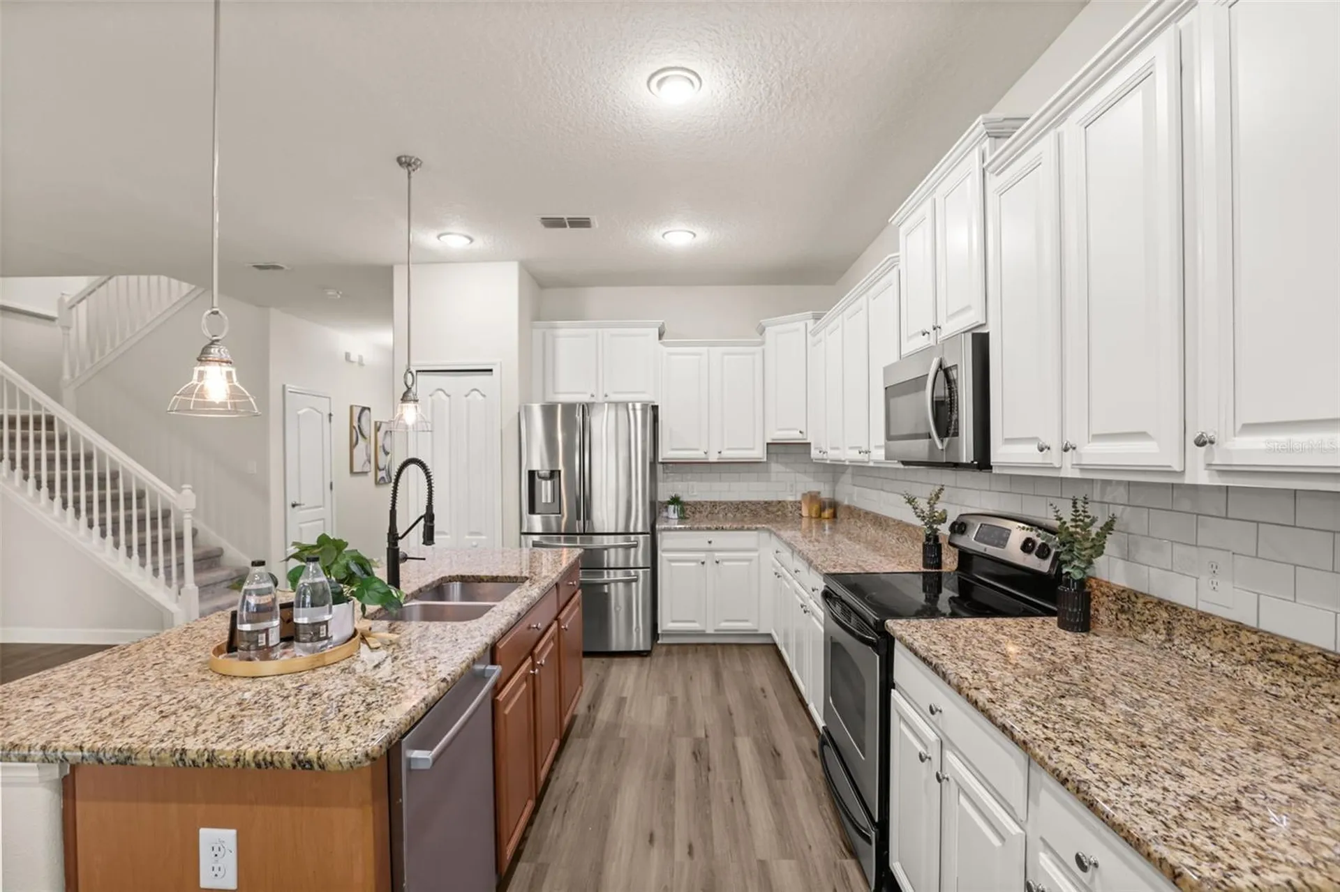34004 Alameda Drive Sorrento FL 32776