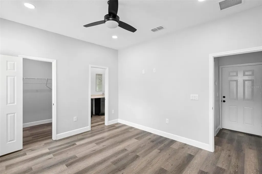 2379 8th Avenue Deland FL 32724
