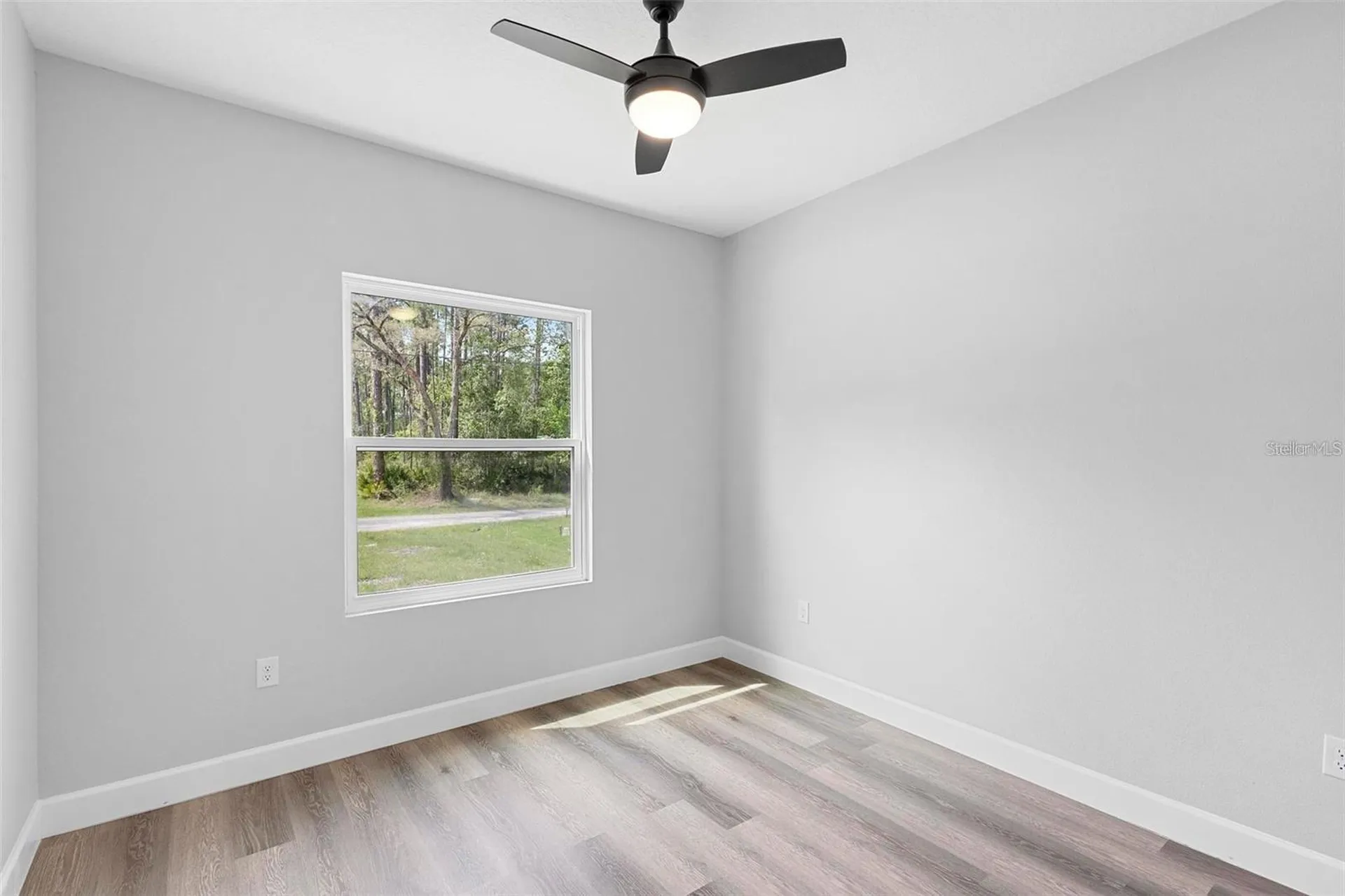 2379 8th Avenue Deland FL 32724