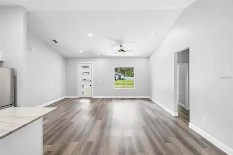 2379 8th Avenue Deland FL 32724