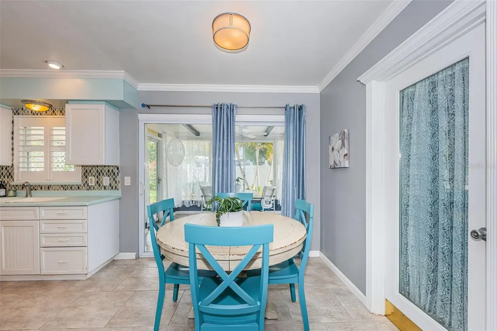 1772 Avon Lane Clearwater FL 33756