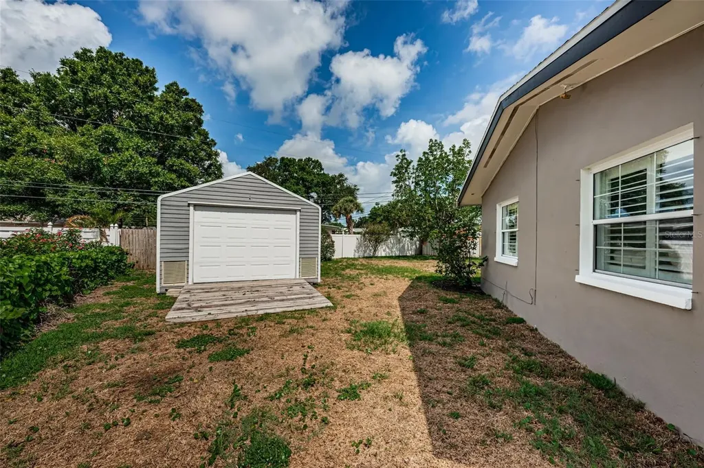 1772 Avon Lane Clearwater FL 33756