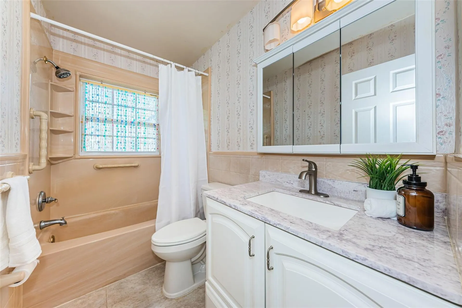 1772 Avon Lane Clearwater FL 33756