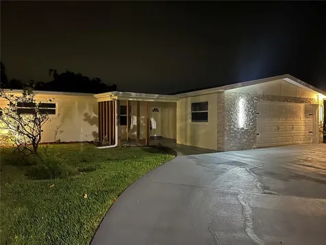 4101 Shore Acres Boulevard NE St Petersburg FL 33703