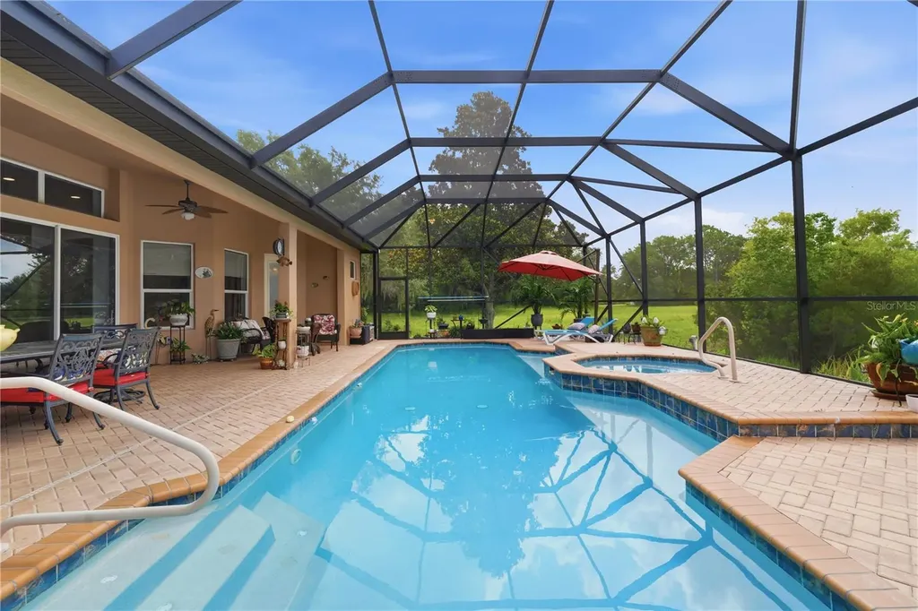 9118 Mississippi Run Weeki Wachee FL 34613