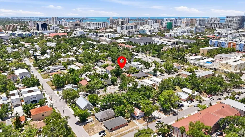 1649 8th Street Sarasota FL 34236