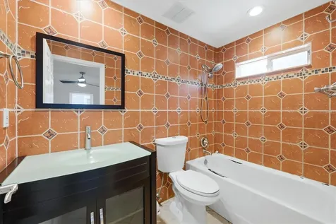 1649 8th Street Sarasota FL 34236