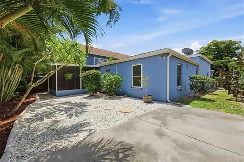 1649 8th Street Sarasota FL 34236