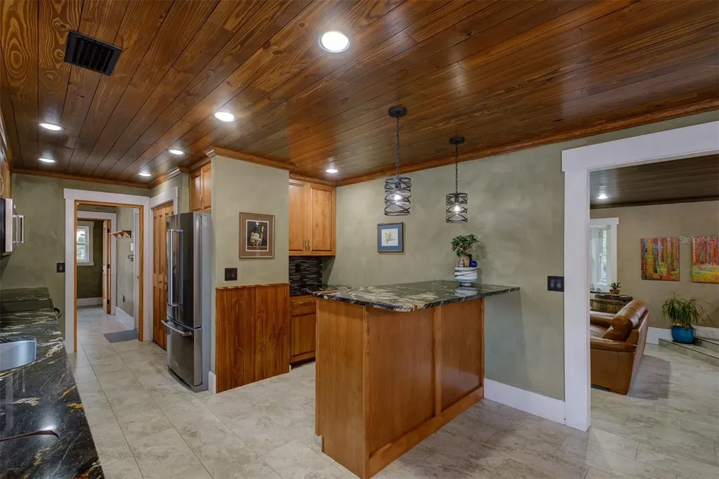 2690 Temple Street Sarasota FL 34239