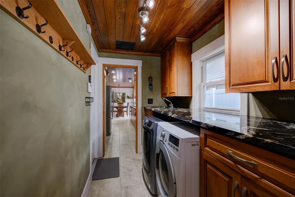 2690 Temple Street Sarasota FL 34239