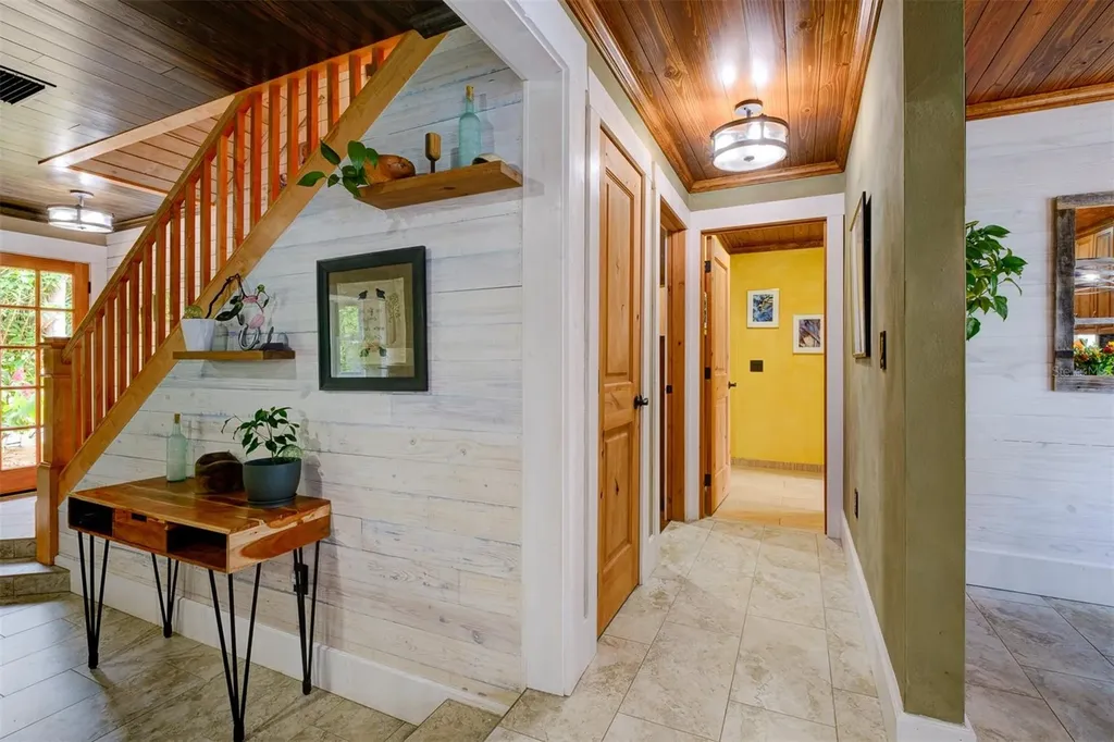 2690 Temple Street Sarasota FL 34239
