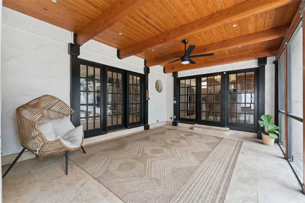 241 W Lake Sue Avenue Winter Park FL 32789