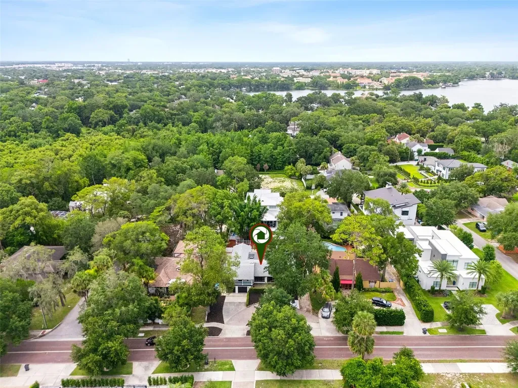 241 W Lake Sue Avenue Winter Park FL 32789