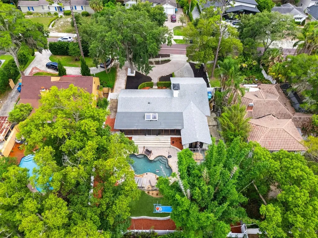 241 W Lake Sue Avenue Winter Park FL 32789