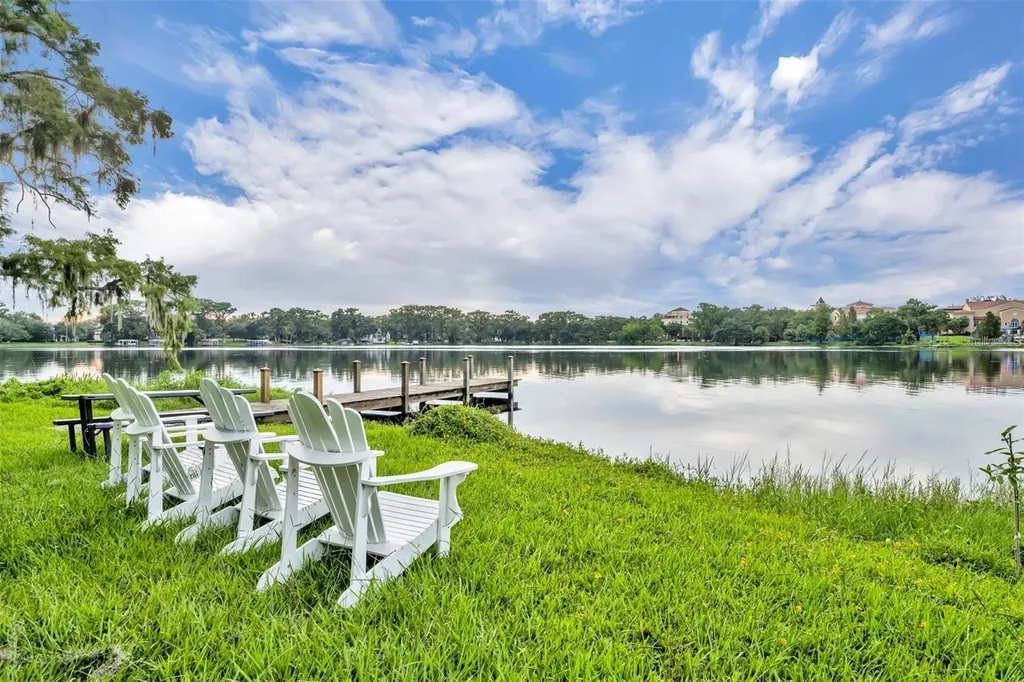 241 W Lake Sue Avenue Winter Park FL 32789