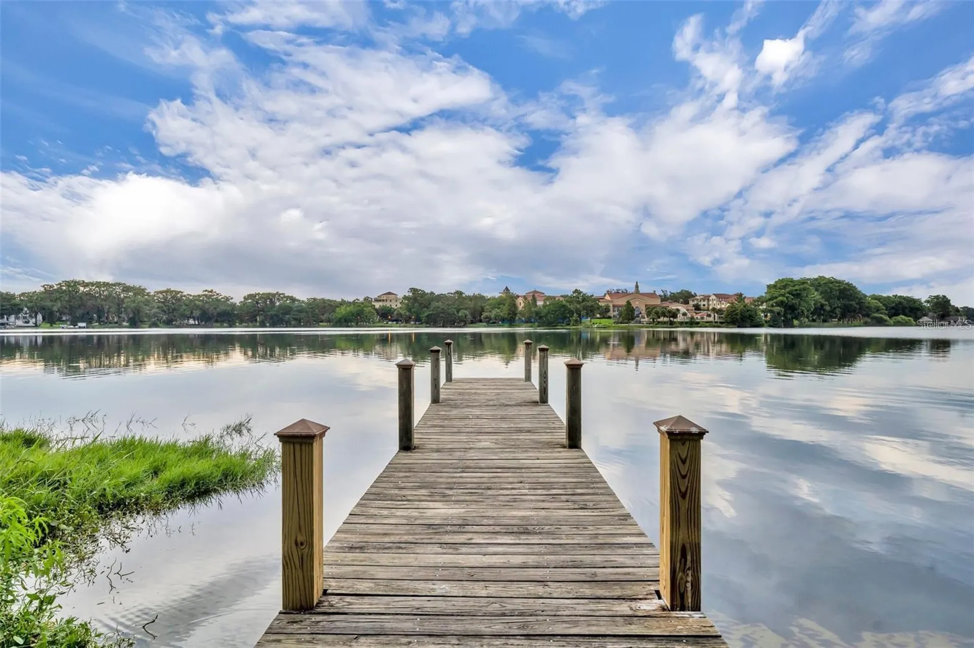241 W Lake Sue Avenue Winter Park FL 32789