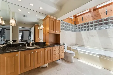 241 W Lake Sue Avenue Winter Park FL 32789