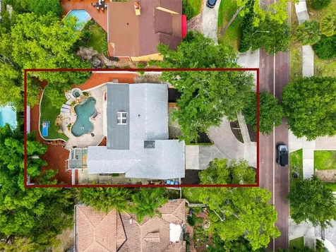 241 W Lake Sue Avenue Winter Park FL 32789
