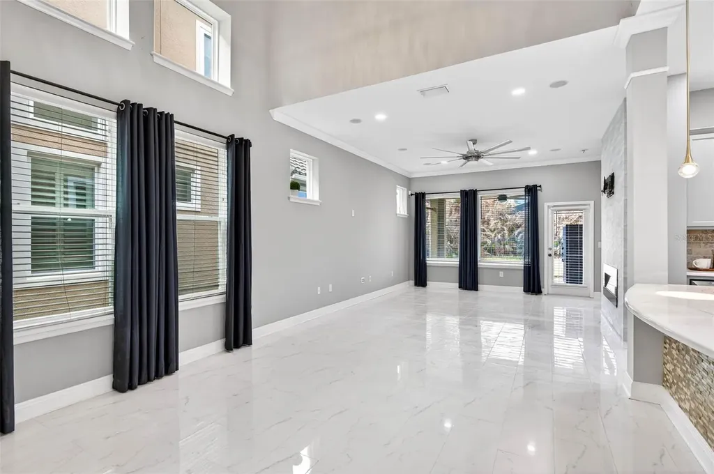 14310 Barrington Stowers Drive Lithia FL 33547