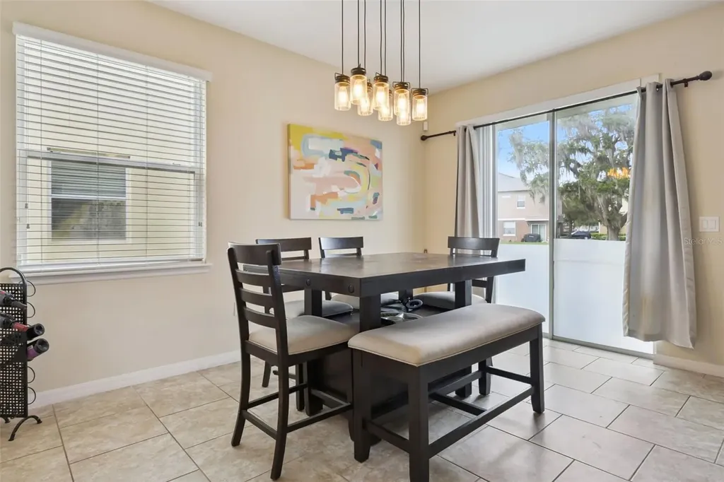 1437 Scarlet Oak Loop Winter Garden FL 34787