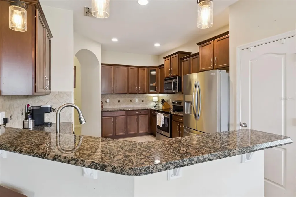 1437 Scarlet Oak Loop Winter Garden FL 34787