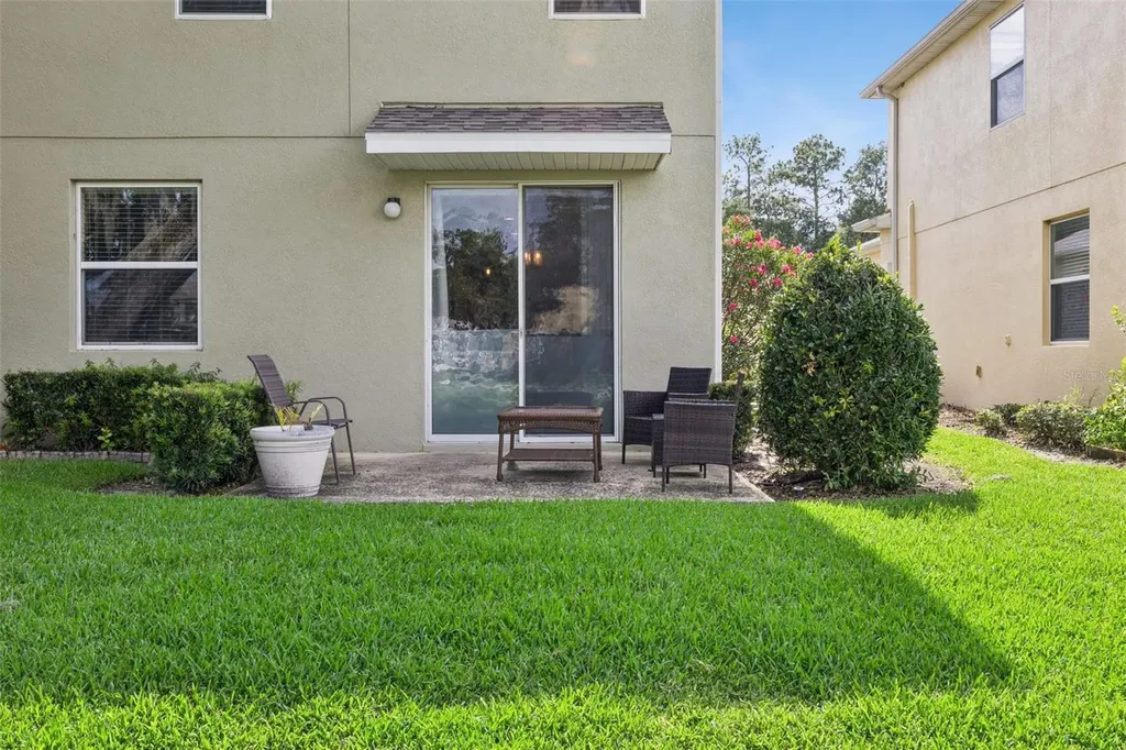 1437 Scarlet Oak Loop Winter Garden FL 34787