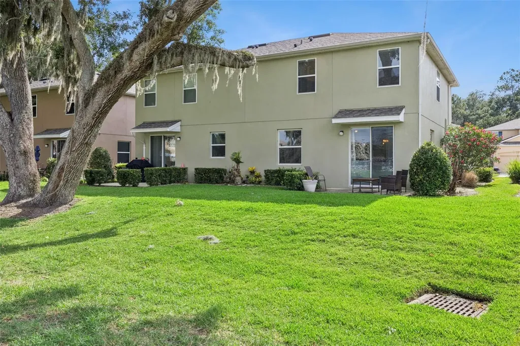1437 Scarlet Oak Loop Winter Garden FL 34787
