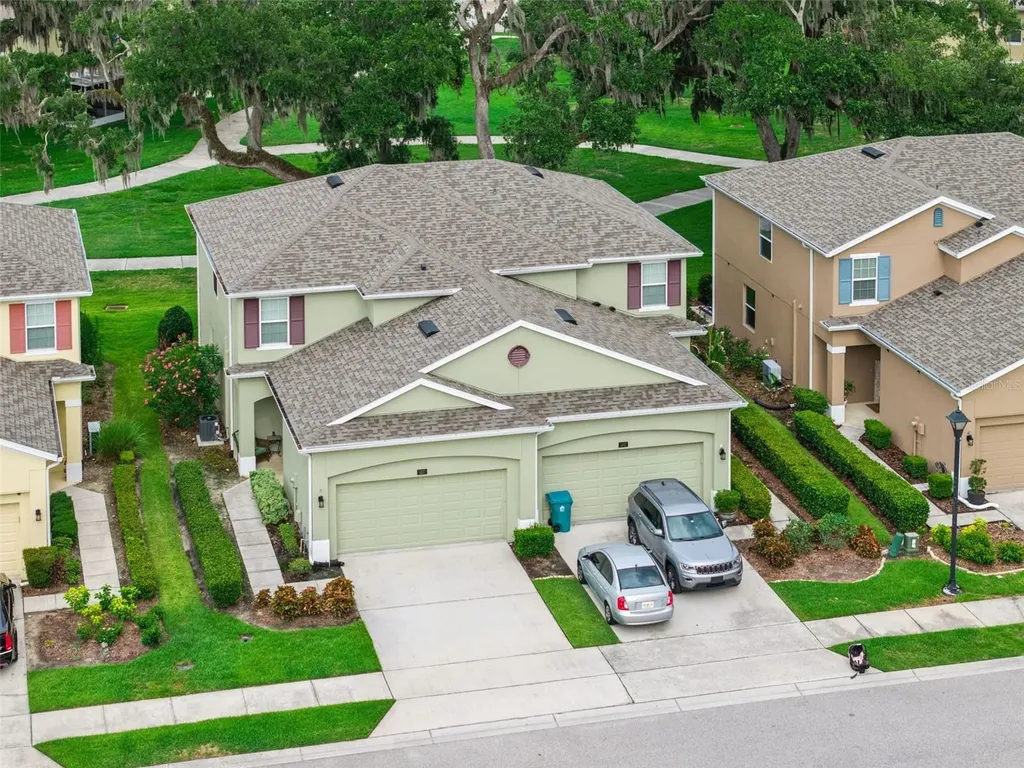 1437 Scarlet Oak Loop Winter Garden FL 34787