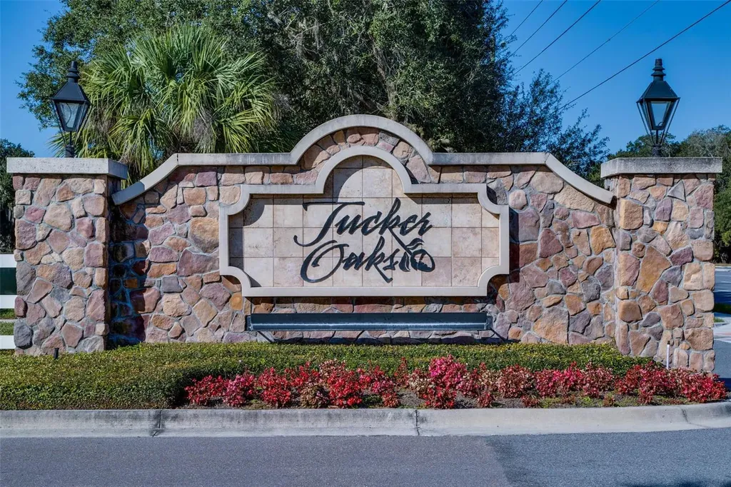 1437 Scarlet Oak Loop Winter Garden FL 34787