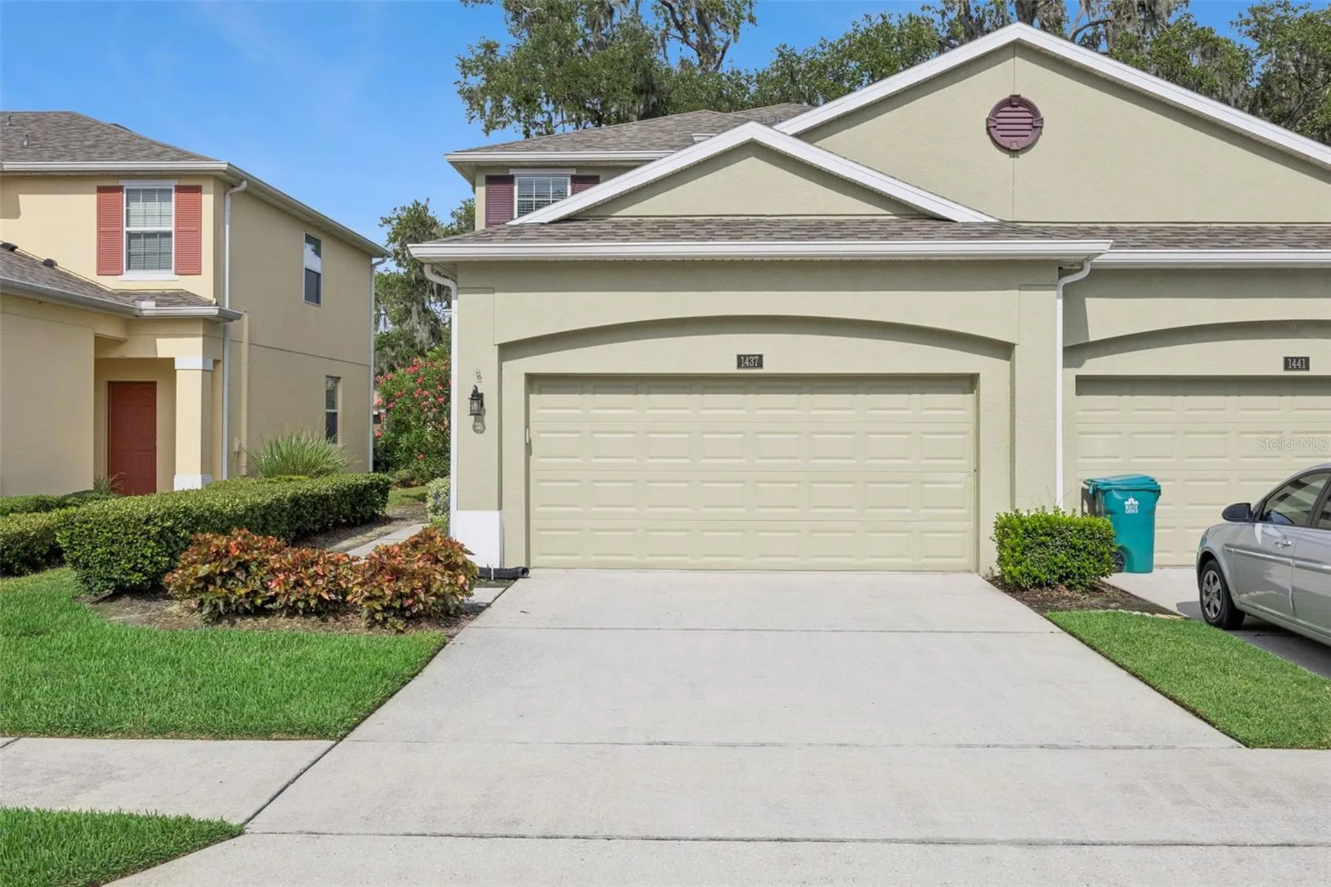 1437 Scarlet Oak Loop Winter Garden FL 34787