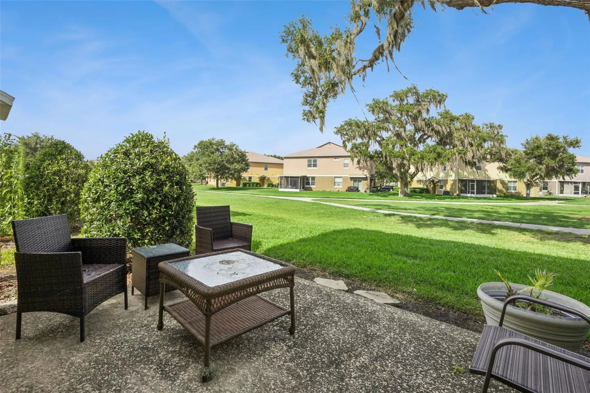 1437 Scarlet Oak Loop Winter Garden FL 34787